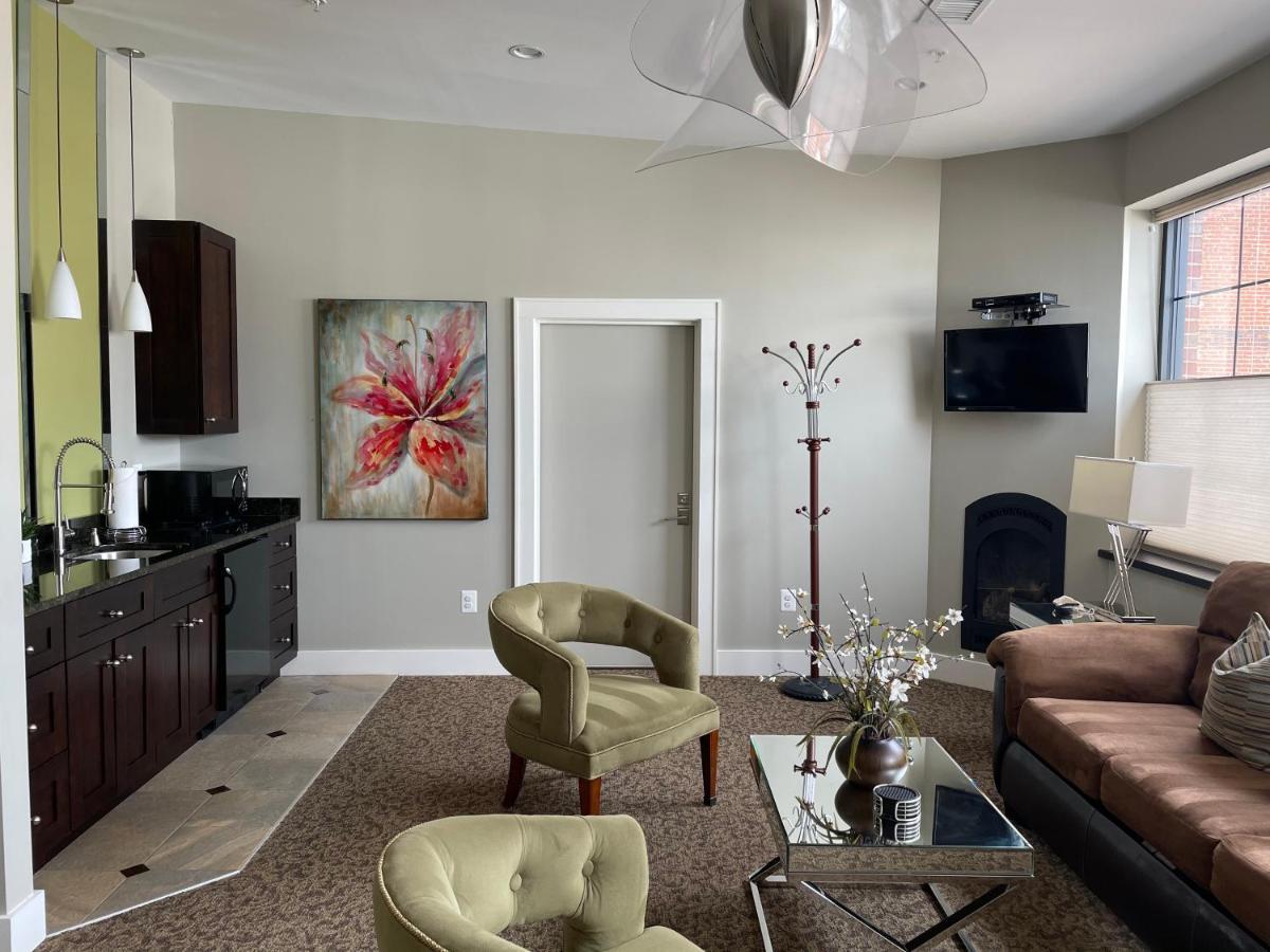 Culpeper Center Suites Bagian luar foto