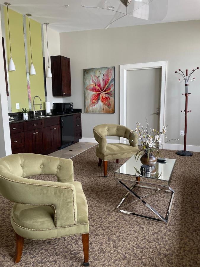 Culpeper Center Suites Bagian luar foto